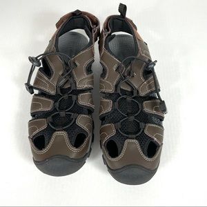 Eddie Bauer Stewart Brown shoes